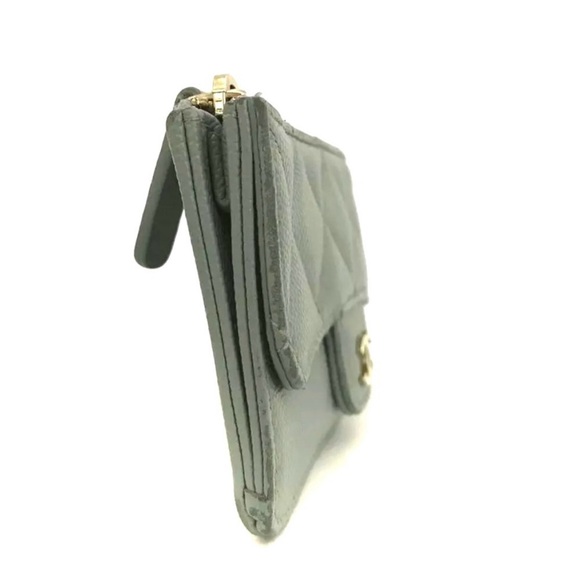 💯 CHANEL Quilted Matelasse CC Logo Caviar Skin Coin Purse Wallet w/ COA card - Picture 3 of 6